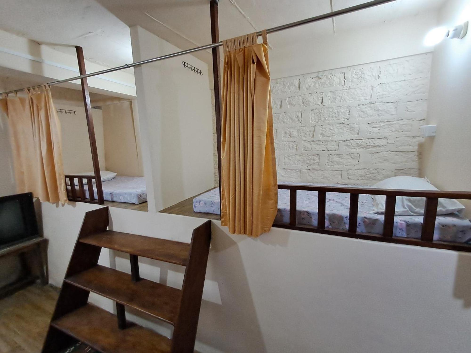Dormitories/Hosteller, Giftland Homestay Āīzawl المظهر الخارجي الصورة